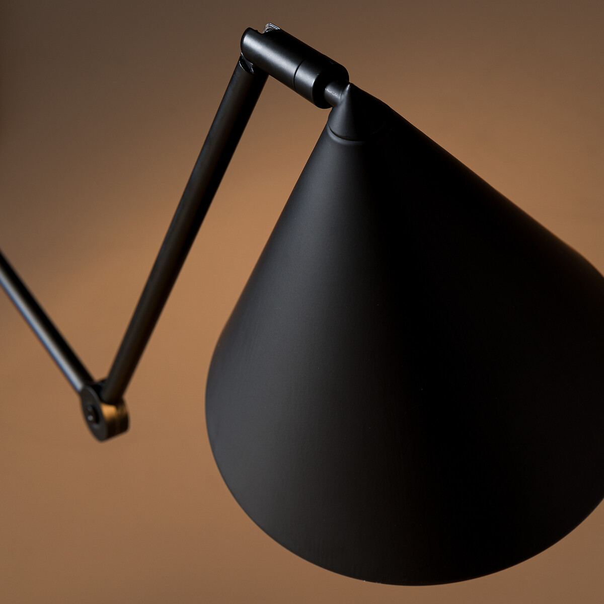 Moke XL Double-Arm Articulated Wall Lamp black, AM.PM