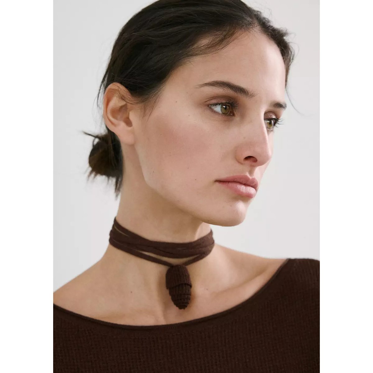Pull-over en maille fine chocolat, MANGO