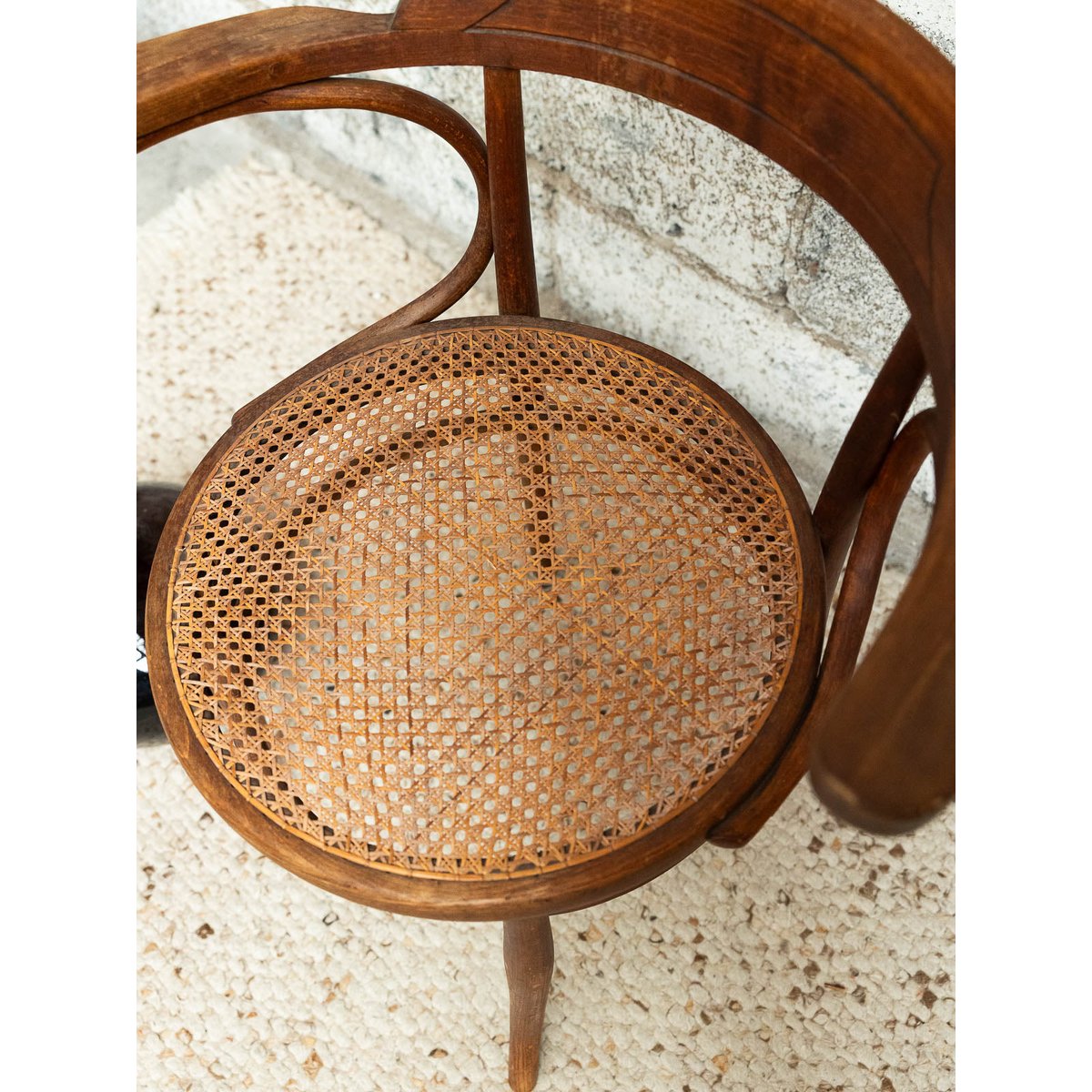 Fauteuil administratif Ernest N°1546 - Bon état bois foncé, DEBONGOUT
