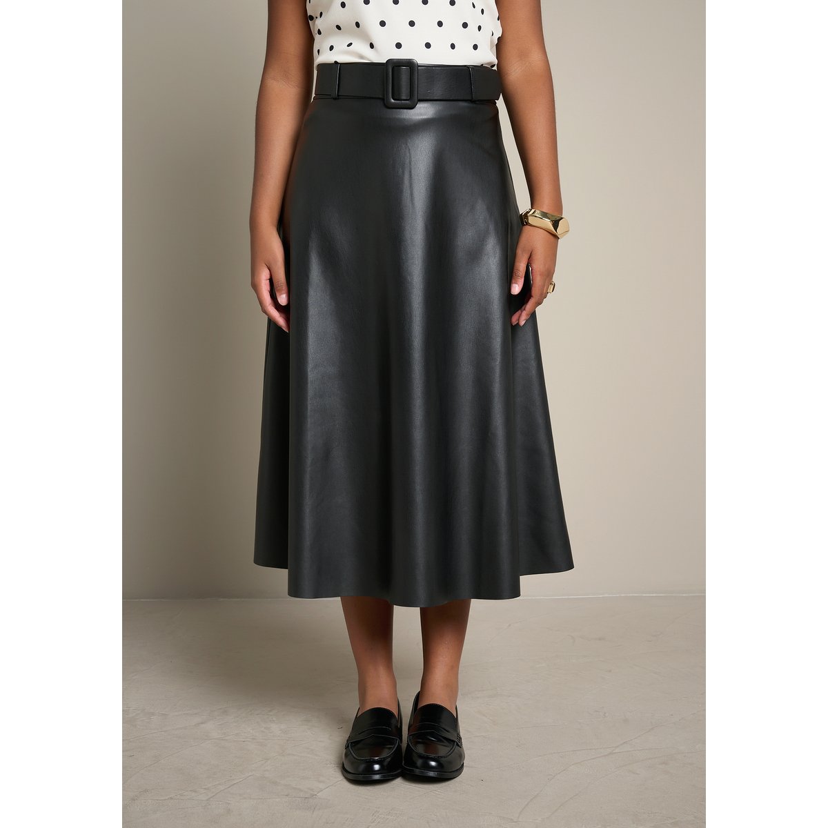 Jupe midi évasée effet cuir noir, LOLALIZA