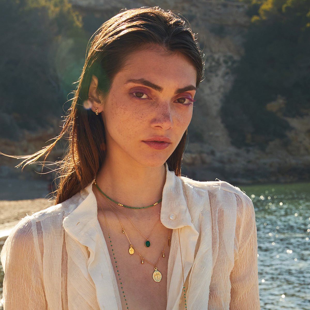 Collier doré calcedoine bleue - serti pm bleu, CAROLINE NAJMAN