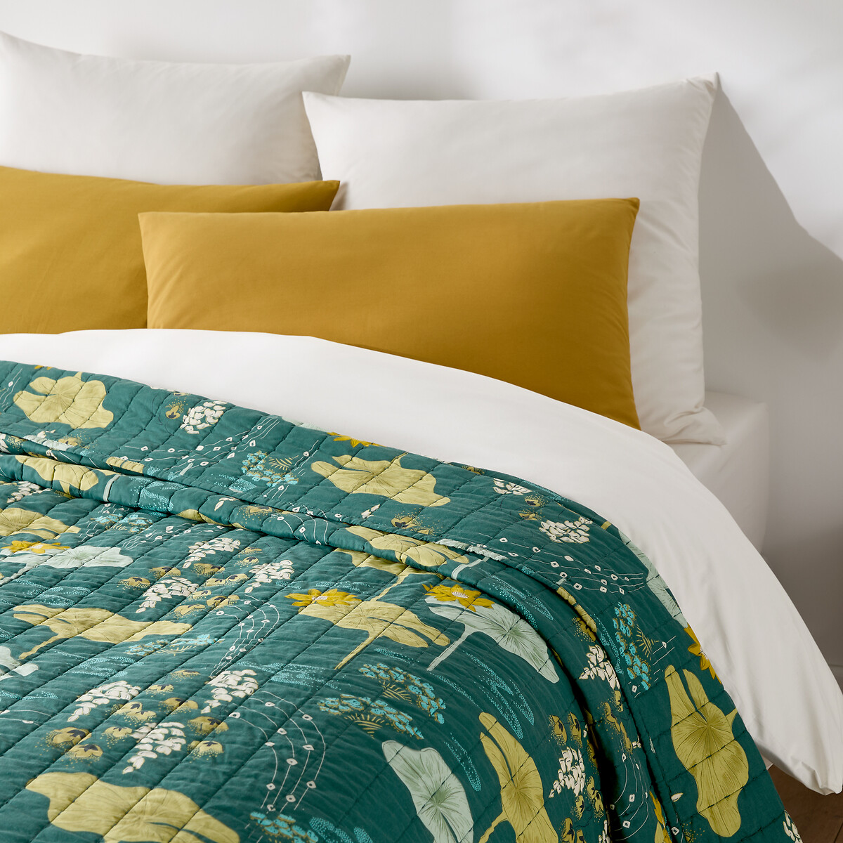 Couvre-lit boutis matelassé kantha, voile de coton, SONG imprimé fond vert, LA REDOUTE INTERIEURS