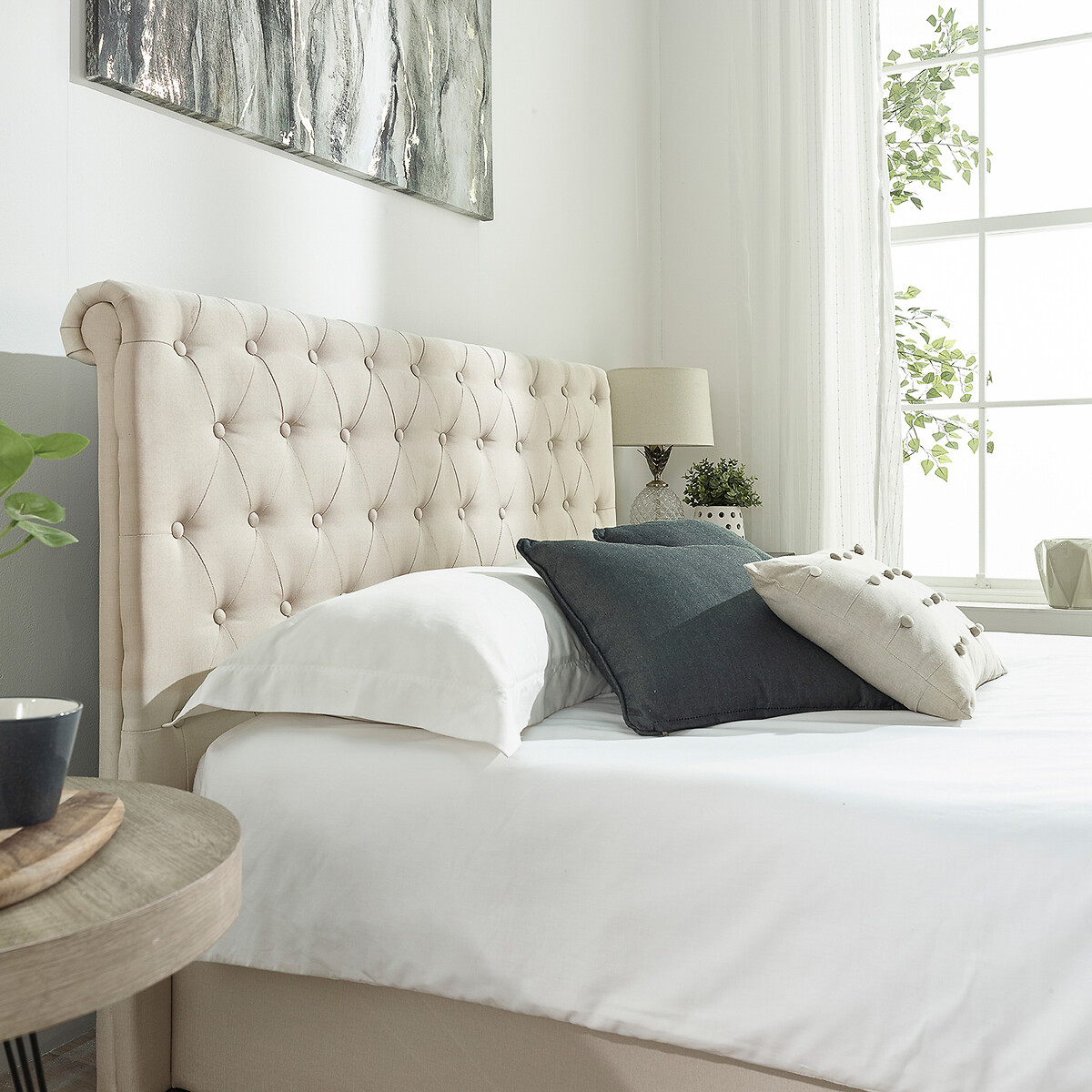 Chesterfield Linen Storage Ottoman Bed with Scroll Top natural, ASPIRE