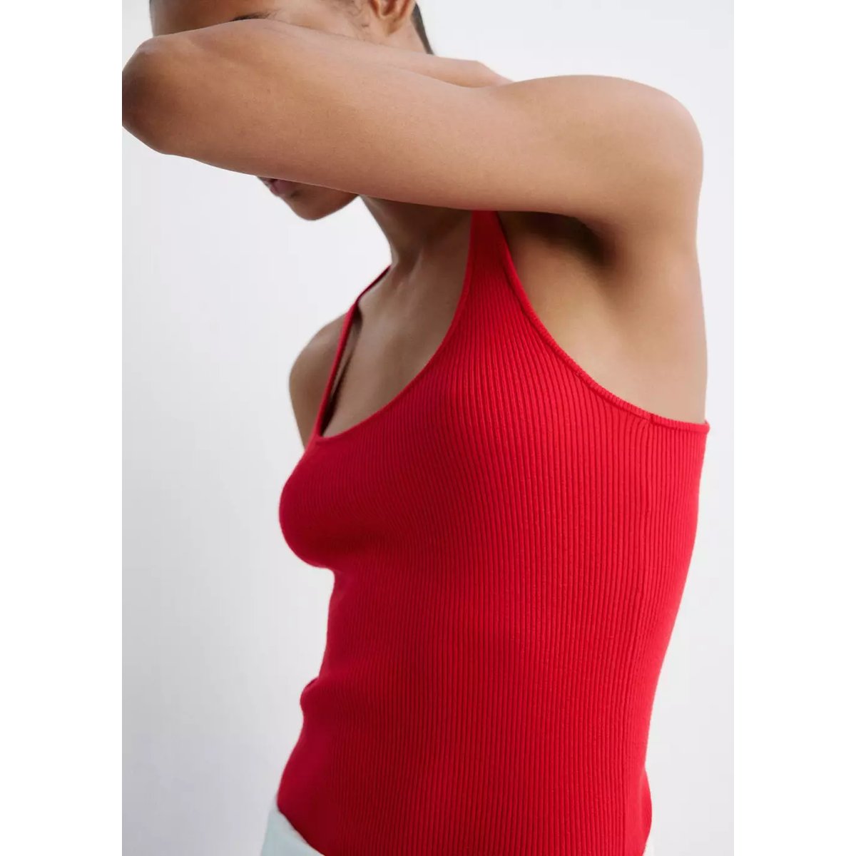 Top côtelé ajusté rouge, MANGO