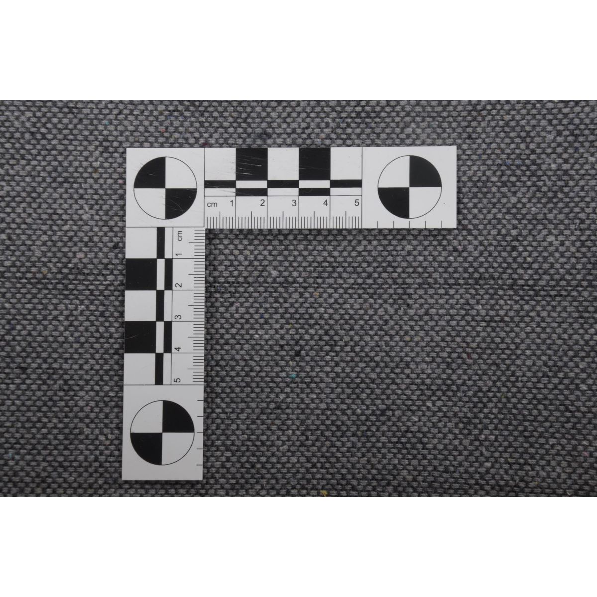Tapis imprimé Serena, aspect cuir, plat gris, GINO FALCONE