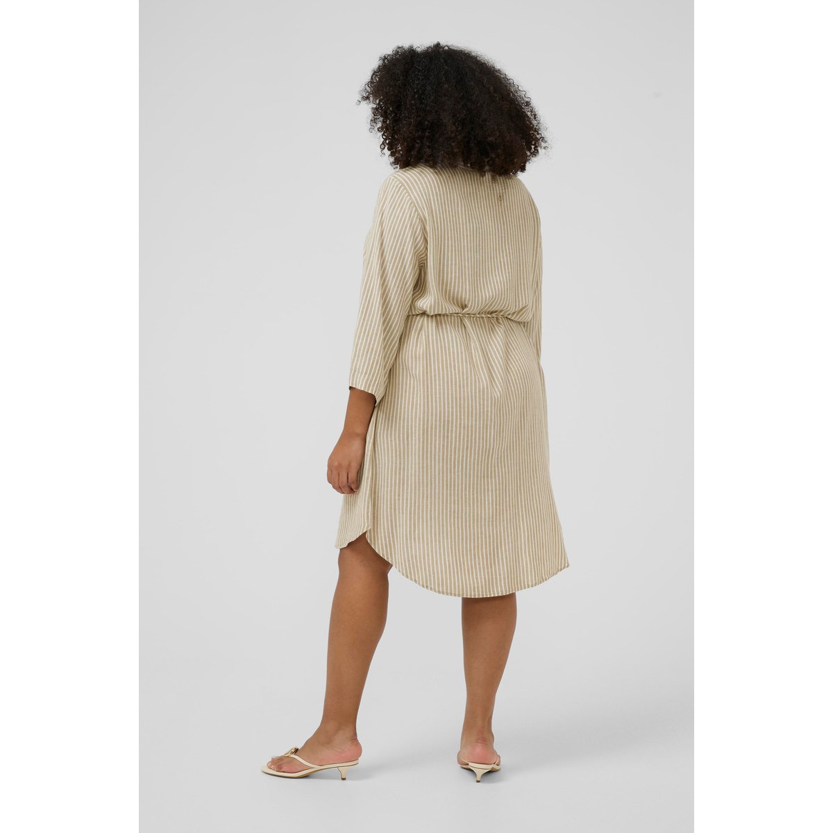 Robe beige/blanc rayures chinchilla/chalk stripe, KAFFE CURVE