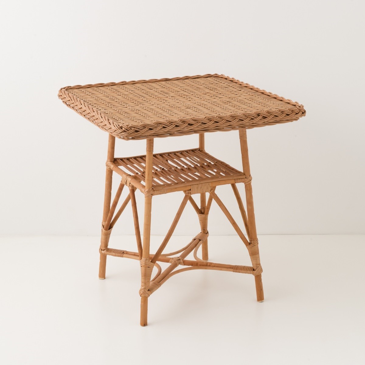Table repas carrée en osier Mélina osier buff, KOK