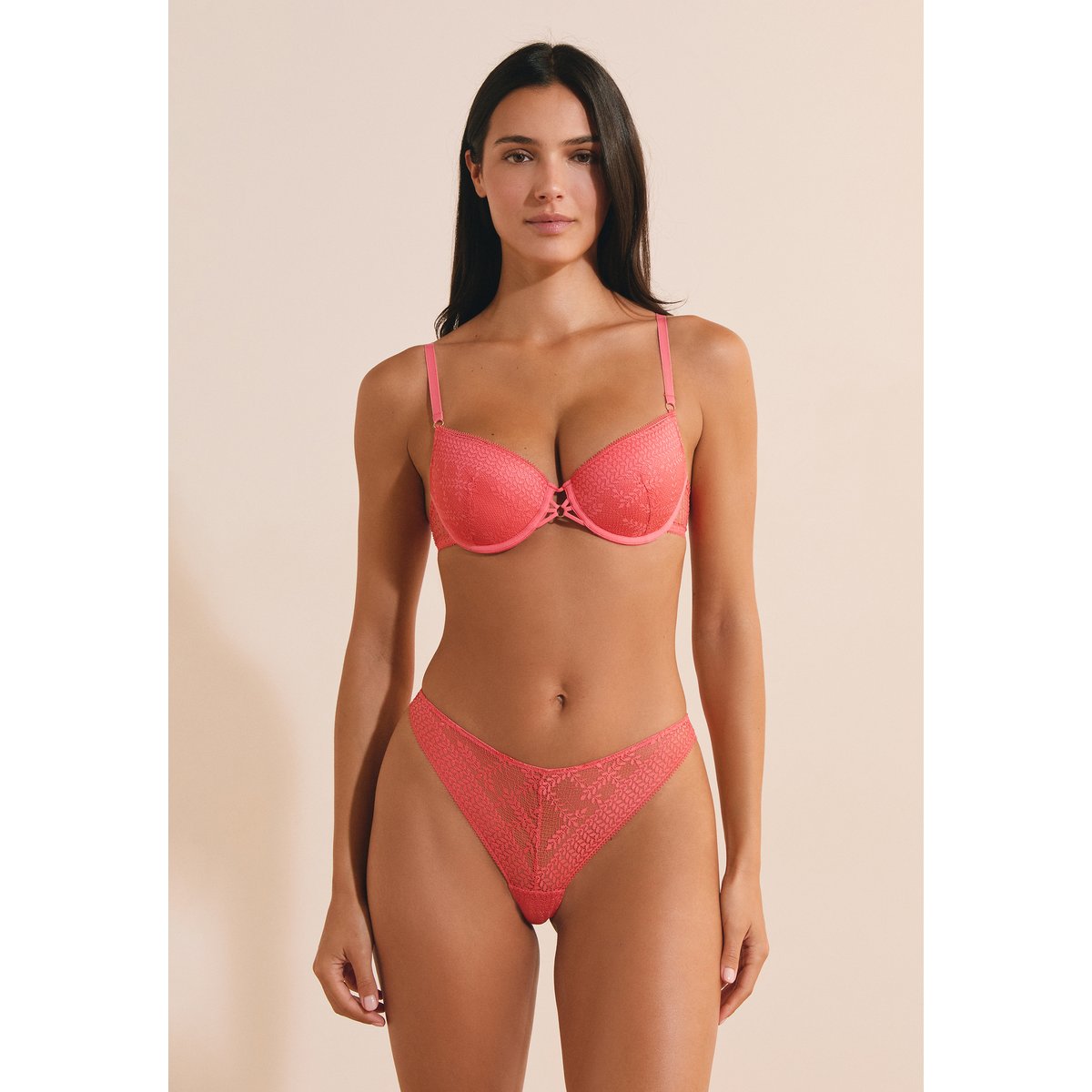 Soutien-gorge N.4 - Le coques fines en dentelle OASIS grenadine, ETAM