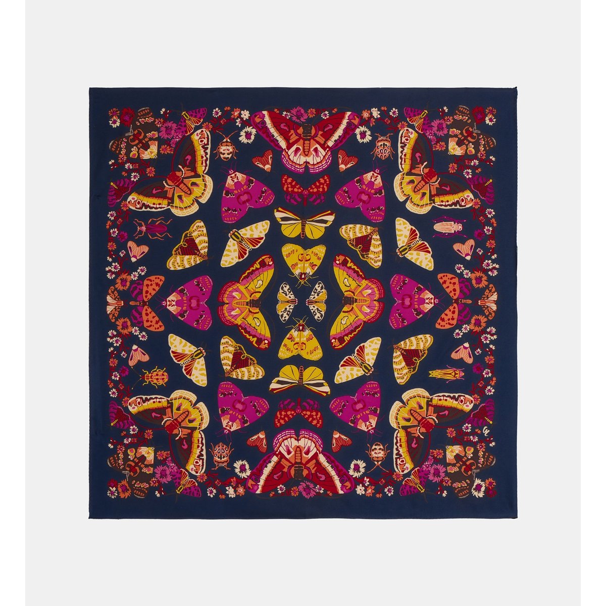 Carré de soie loulou à motifs papillons bleu marine, GALERIES LAFAYETTE