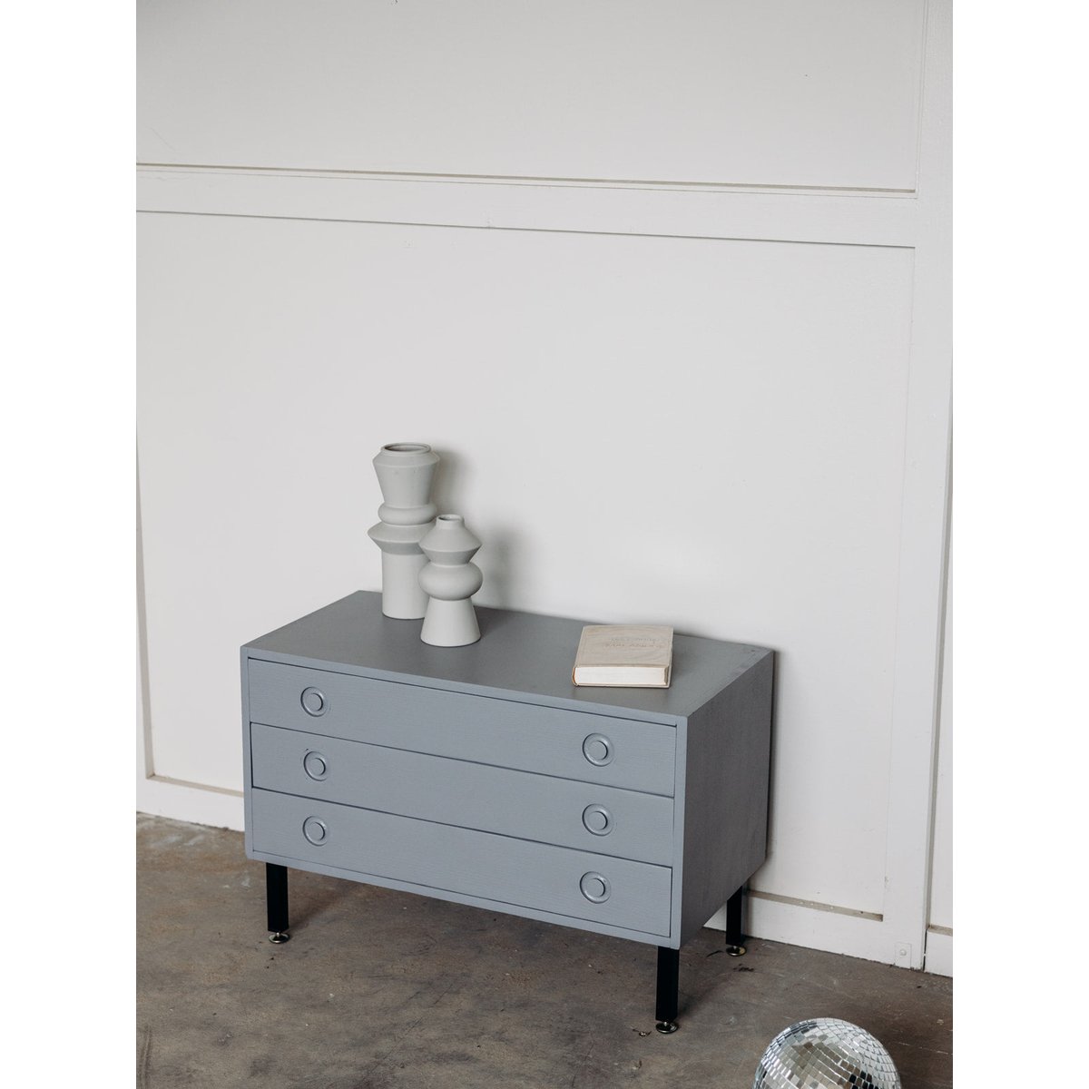 Meuble de rangement gris Michel N°330 - Bon état bois, DEBONGOUT