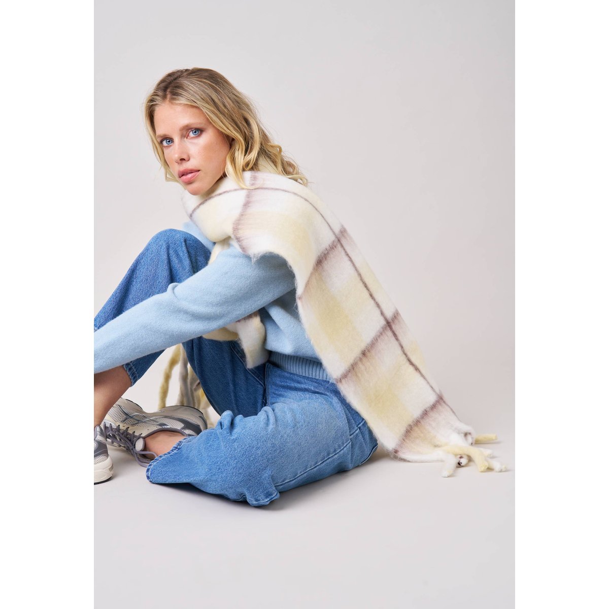 Écharpe à carreaux femme avec franges JANY light yellow, DEELUXE