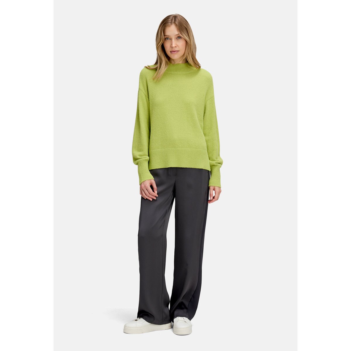 Pull-over en maille à fils de fil textile fresh moss, BETTY BARCLAY