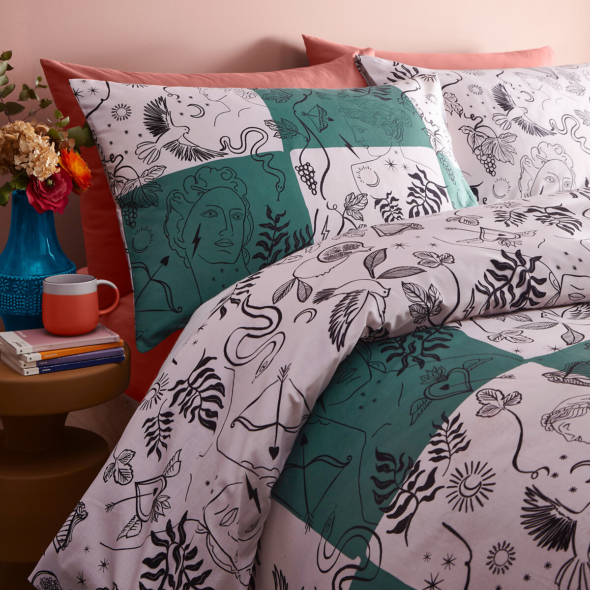 Mythos Checkerboard Reversible Cotton Mix Duvet Cover and Pillowcase Set green, FURN.