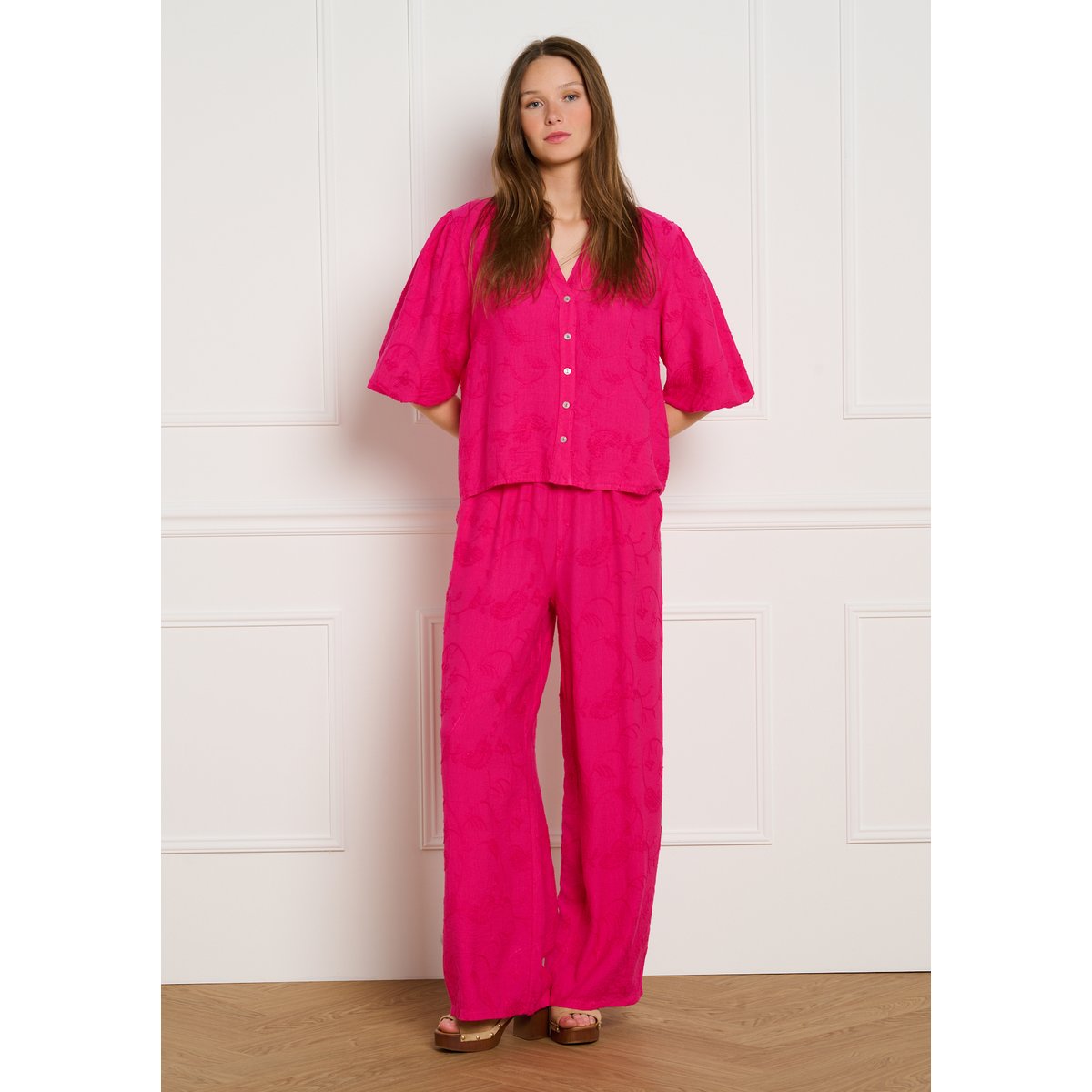 Blouse brodée fluide fuchsia, LOLALIZA