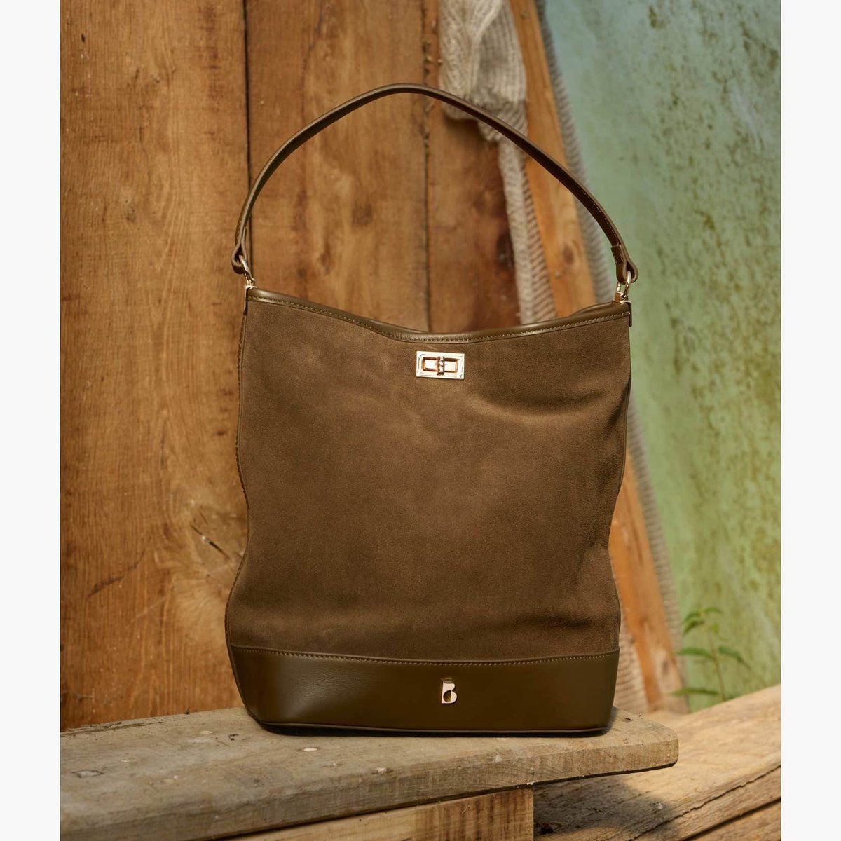 Maro Cuir en cuir ERELL sac seau vert mousse, BOCAGE