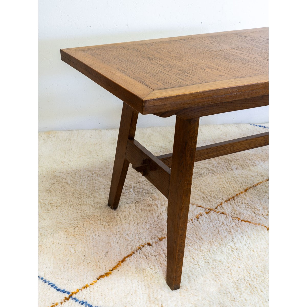 Table à manger en bois Karla N°1047 - Bon état bois foncé, DEBONGOUT
