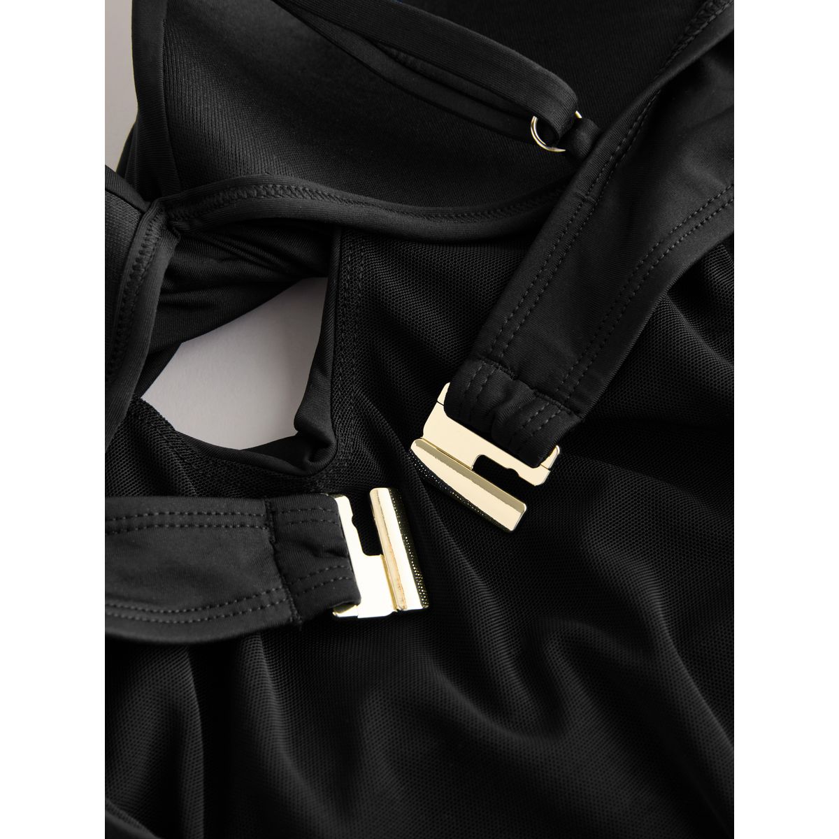 Maillot de bain gainant avec découpes noir, NEXT