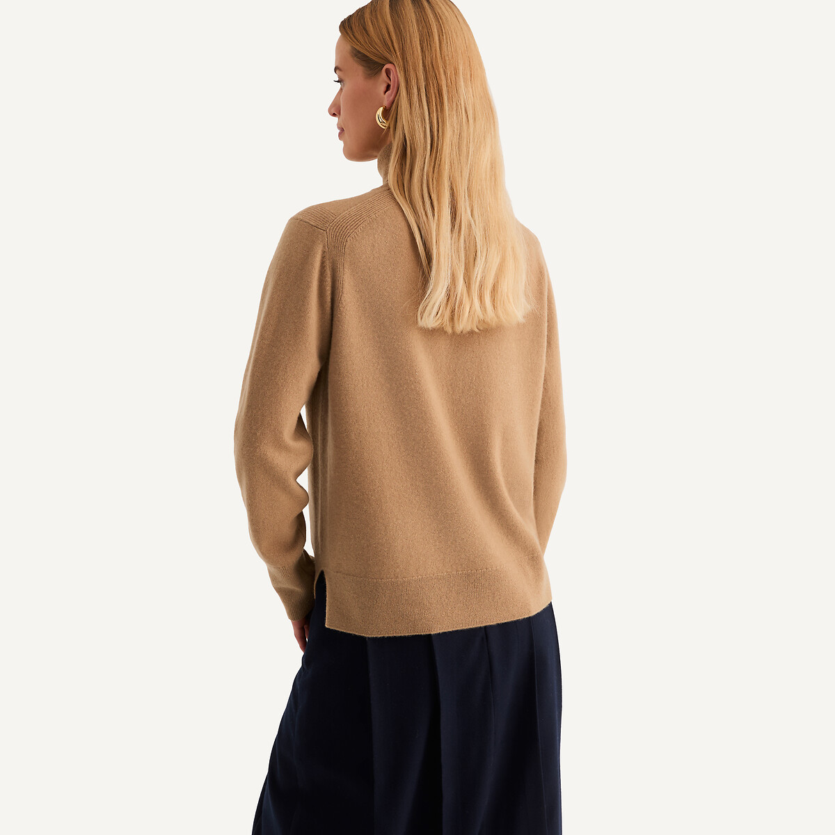 Kasjmier coltrui, fijn gebreid camel, ANNE WEYBURN