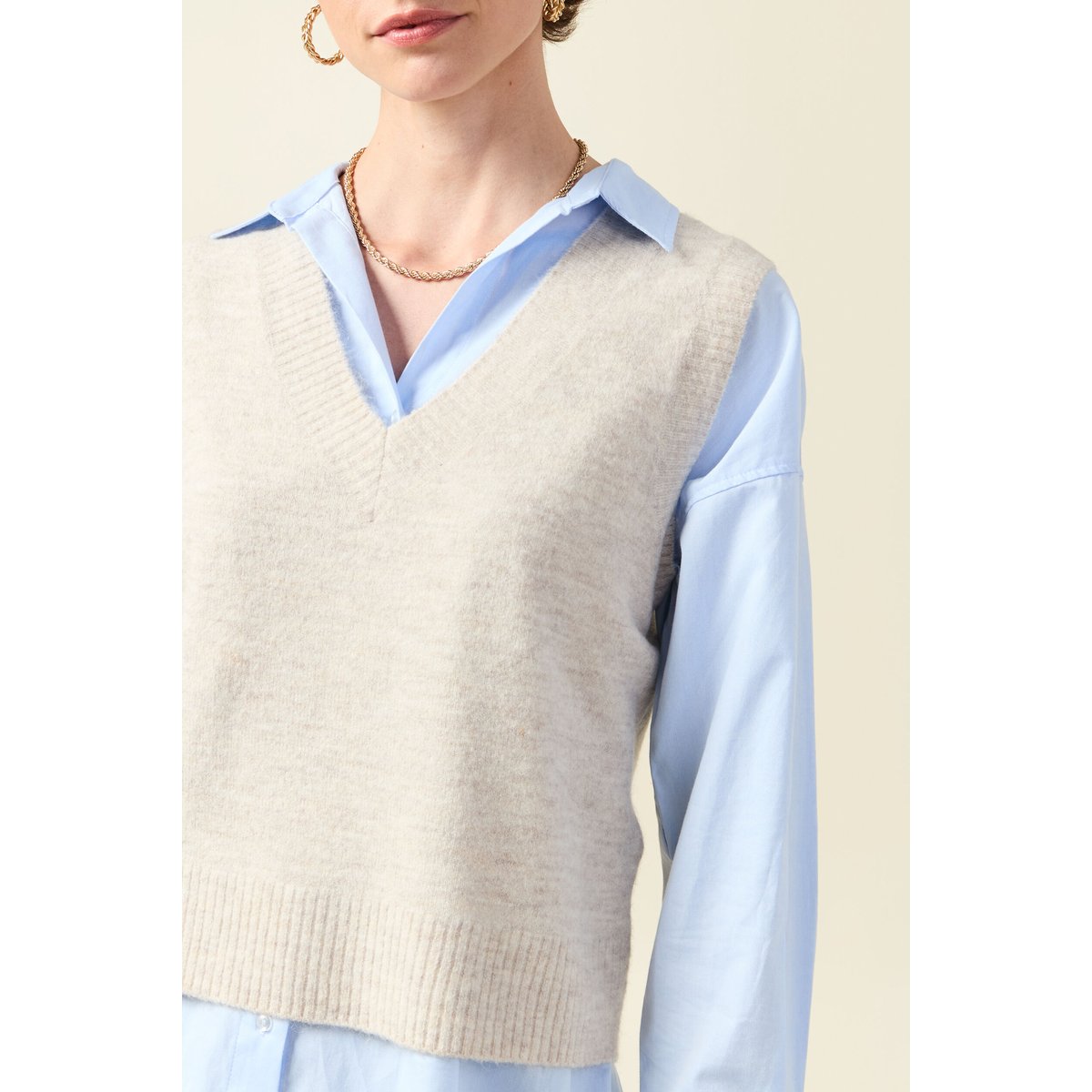 Pull sans manches col en V creme, BONOBO