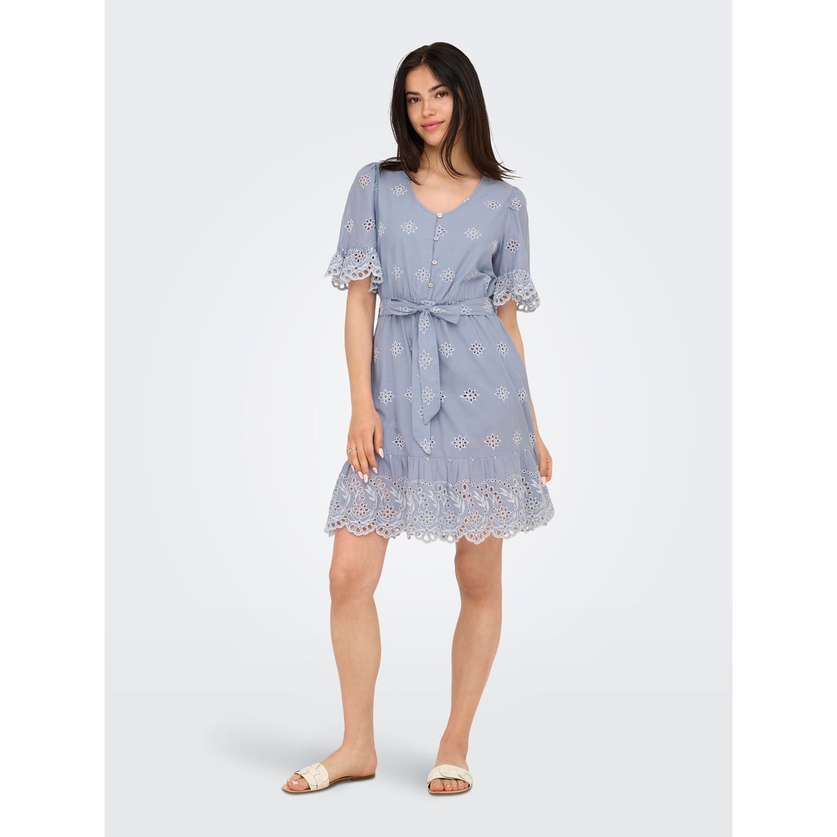 Robe aleutian, JDY