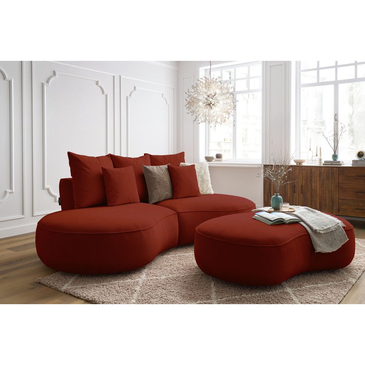 Canapé droit fixe 5 places en tissu texturé avec pouf, SAINT-GERMAIN rouge, BOBOCHIC
