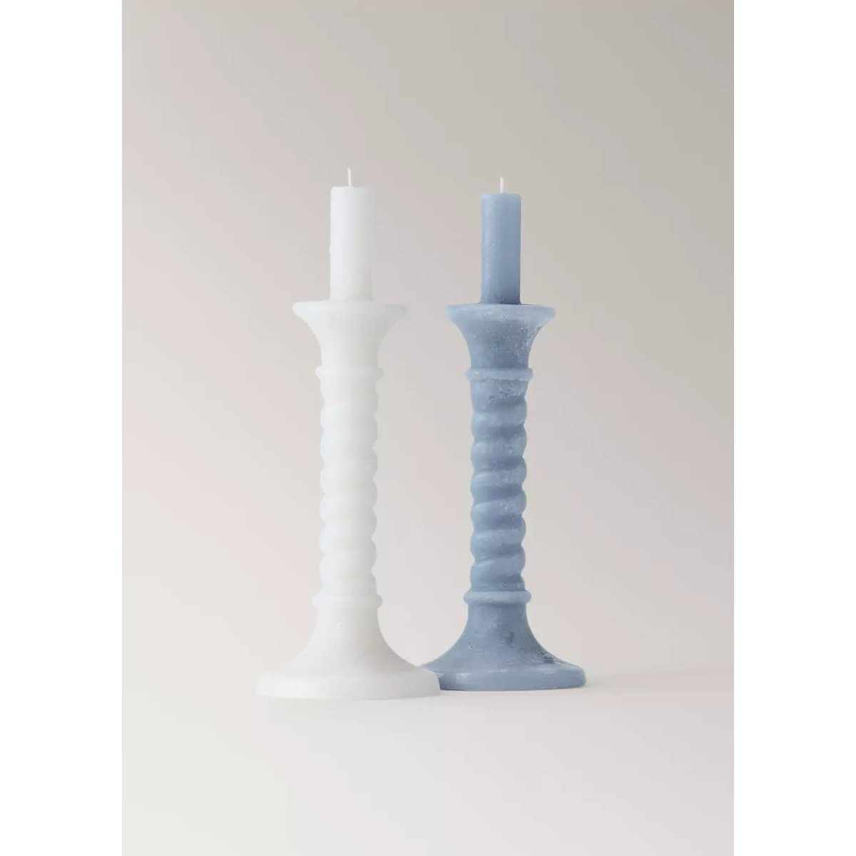 Bougie décorative en forme de chandelier écru, MANGO HOME