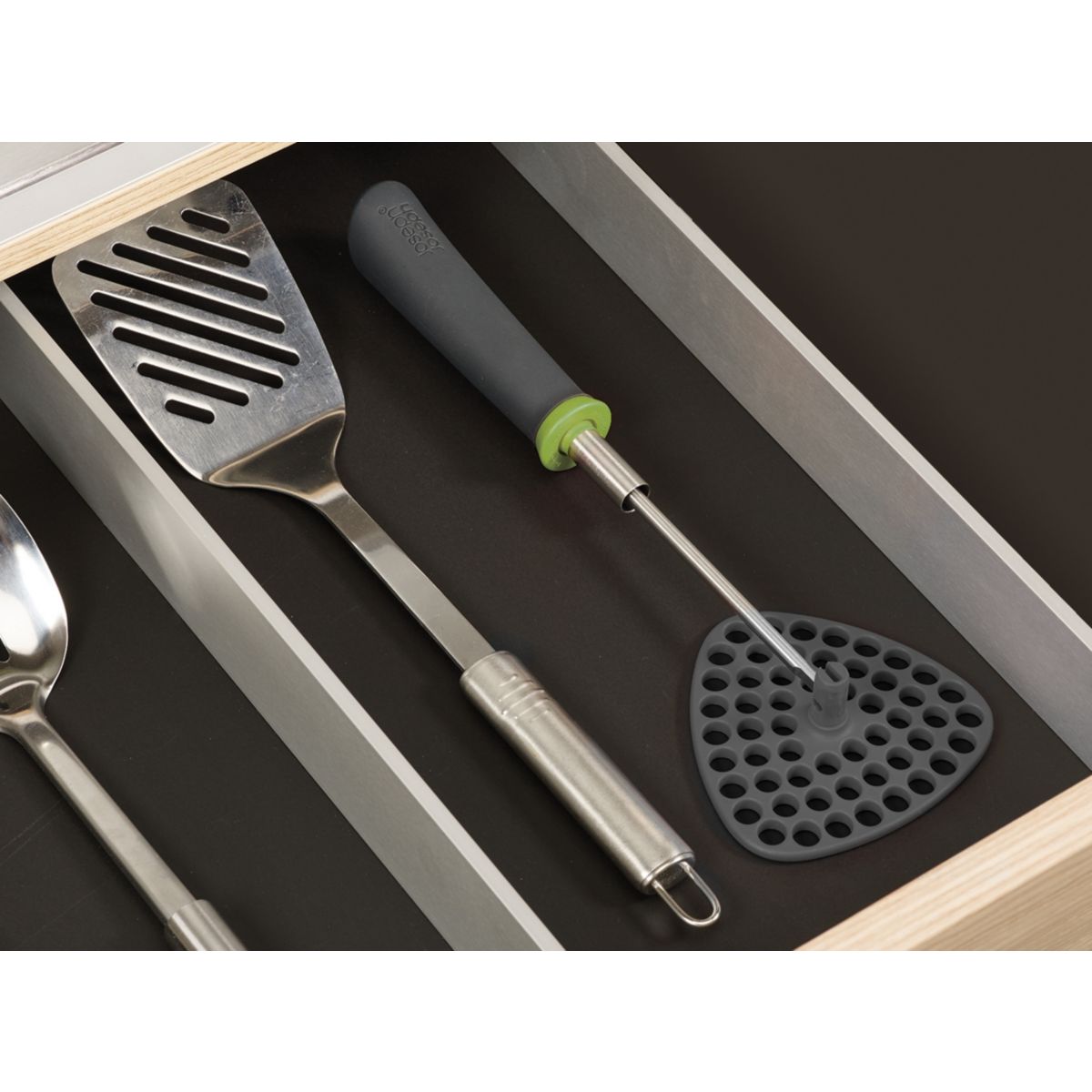 Presse purée PLIABLE ERGONOMIQUE gris, JOSEPH JOSEPH