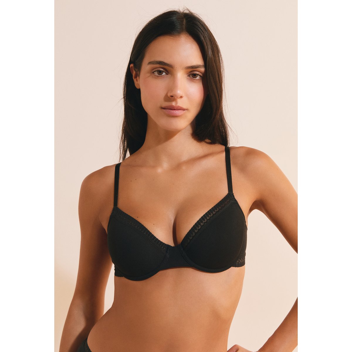 Soutien-gorge N.4 - Le coques fines en coton biologique HAPPILY noir, ETAM