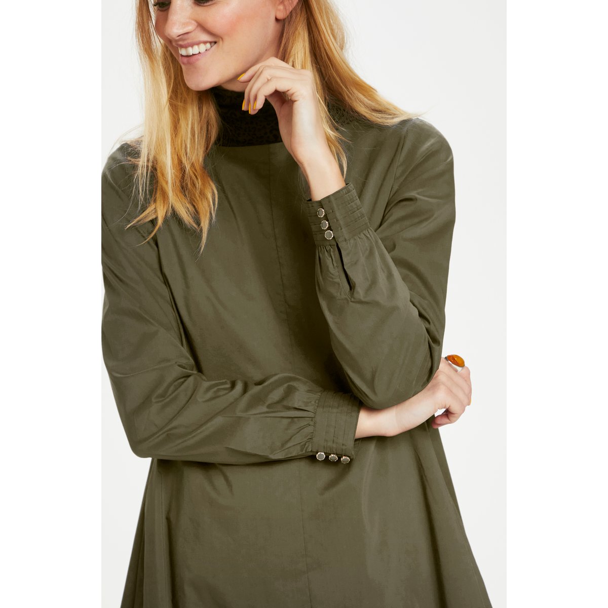 Robe vert burnt olive, CULTURE