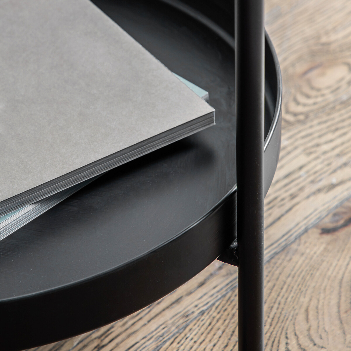 Etah Two Tier Metal Tray Side Table black, SO'HOME
