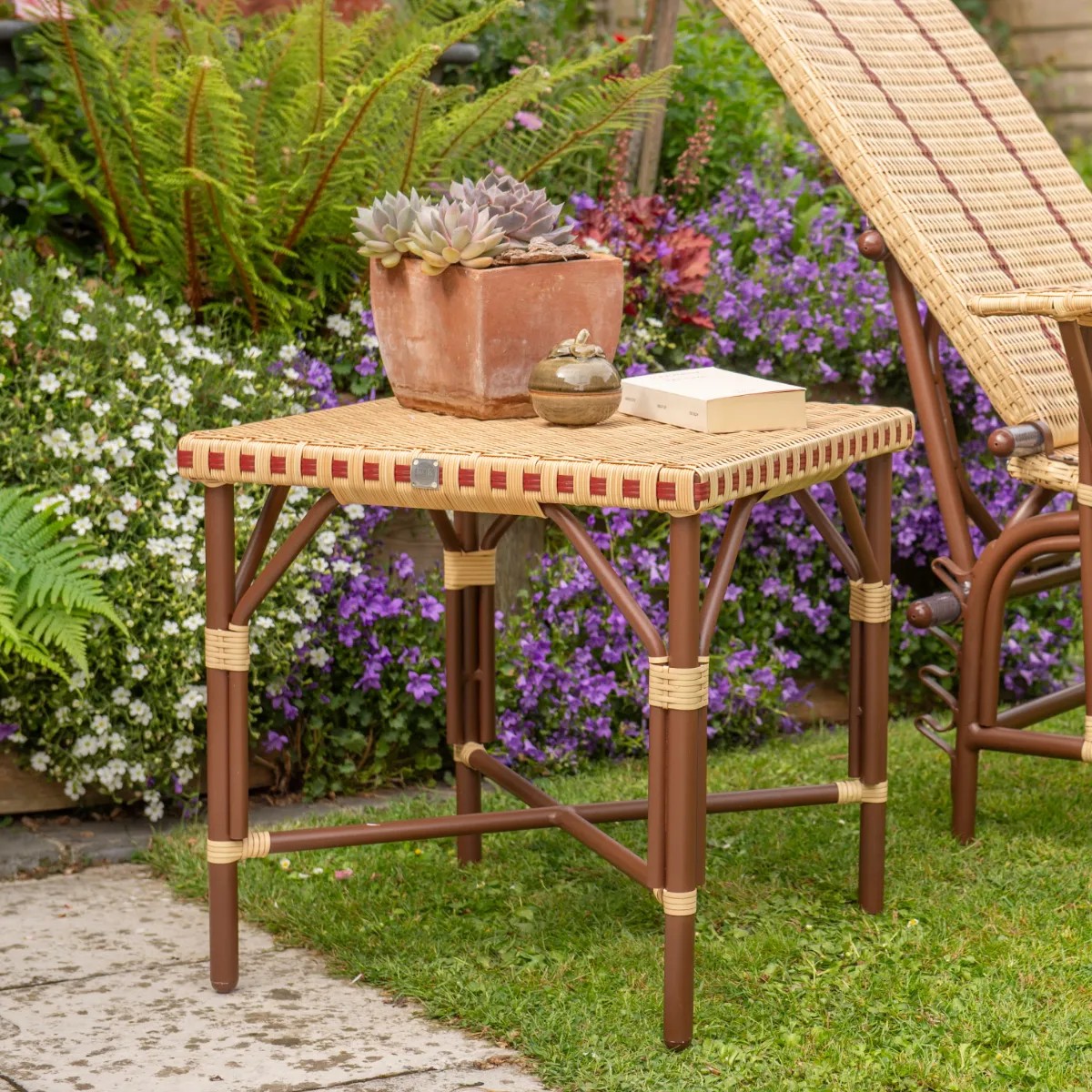 Table basse carrée en résine BELLE EPOQUE autres, KOK
