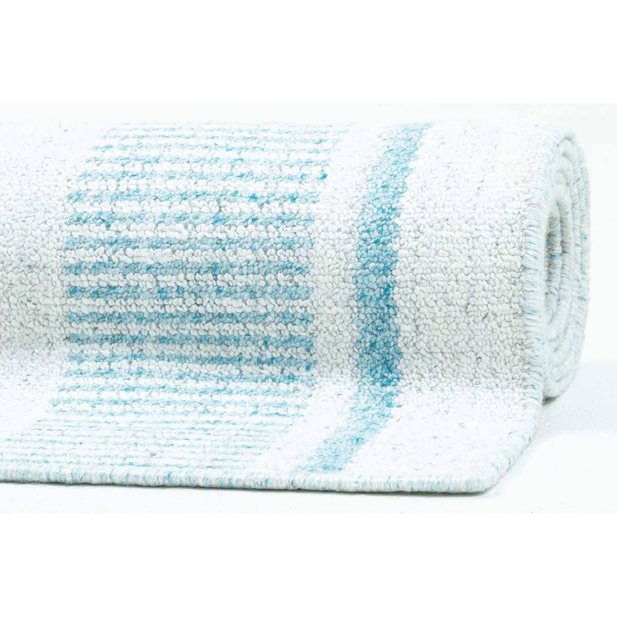 Tapis salon Darwin tissé plat en viscose turquoise, THEKO