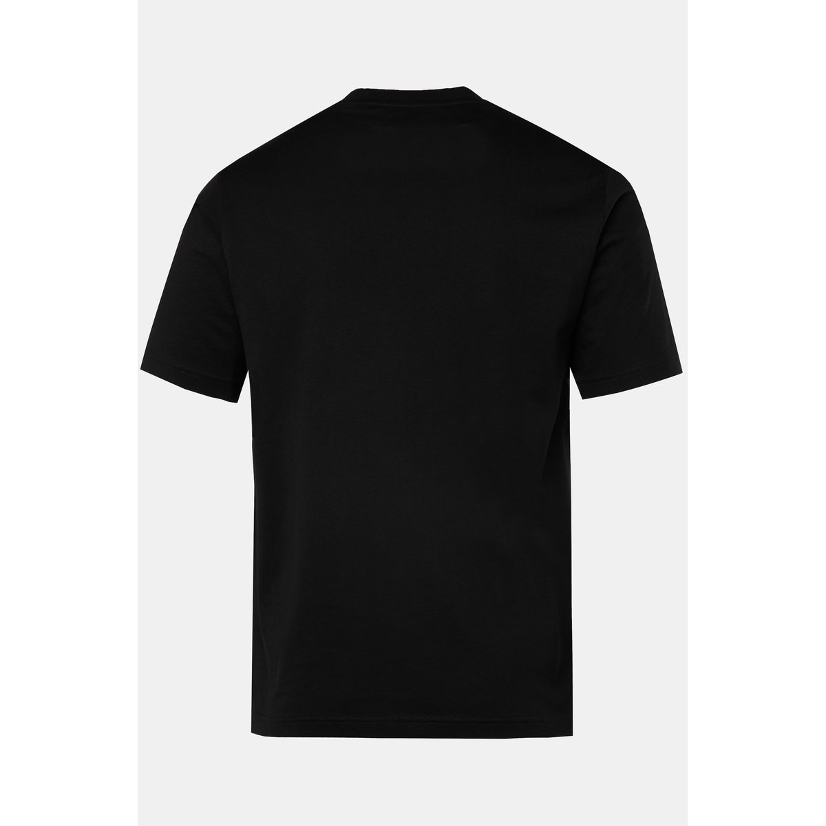 T-shirt. Manches courtes et col noir, JP1880