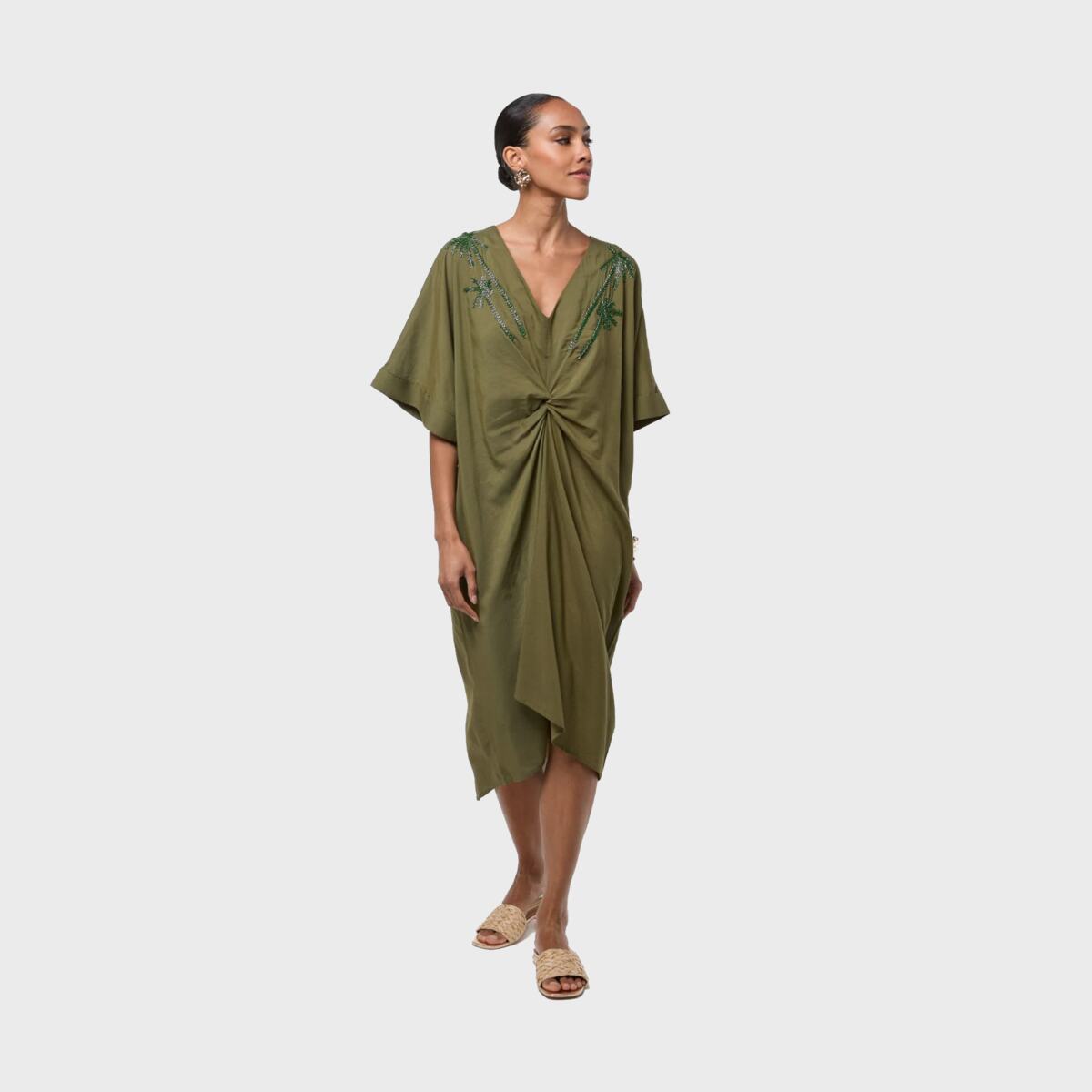 Robe midi drapée à manches larges avec détails brodés kaki, LOLA CASADEMUNT