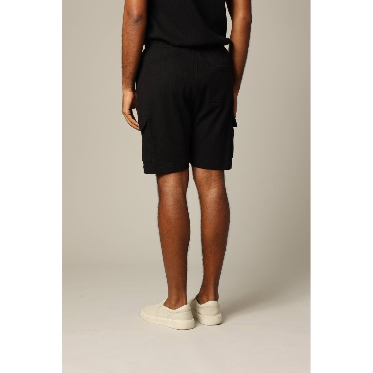 Short en coton gaufré à la taille élastiquée avec cordon HOBART noir, DEELUXE