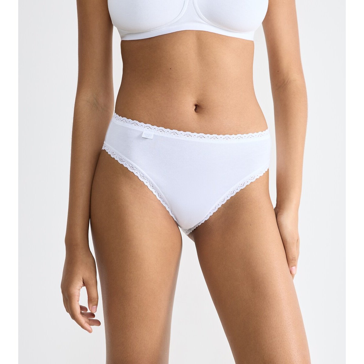 Pack of 3 24/7 Cotton Lace High Cut Knickers white, SLOGGI