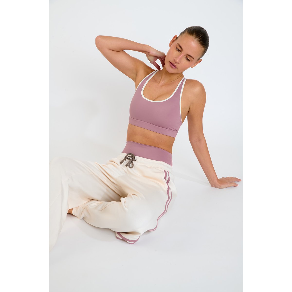 Jogging Lunge - WELLVIBE beige, BANANA MOON