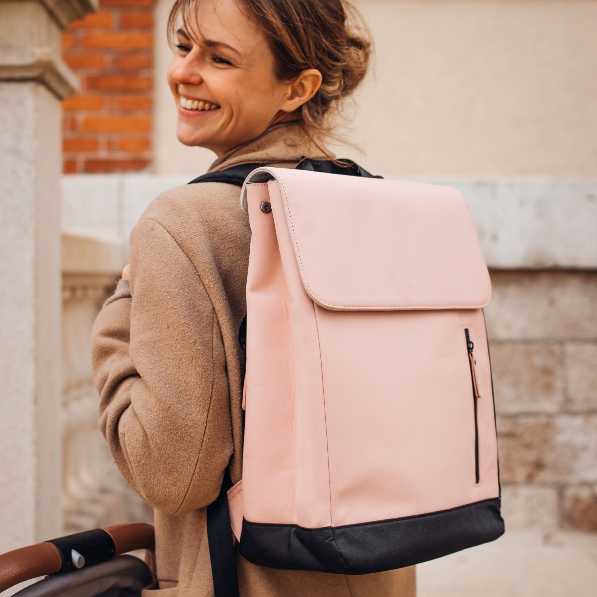 Sac à dos à langer Oslo rose, noir, BEABA