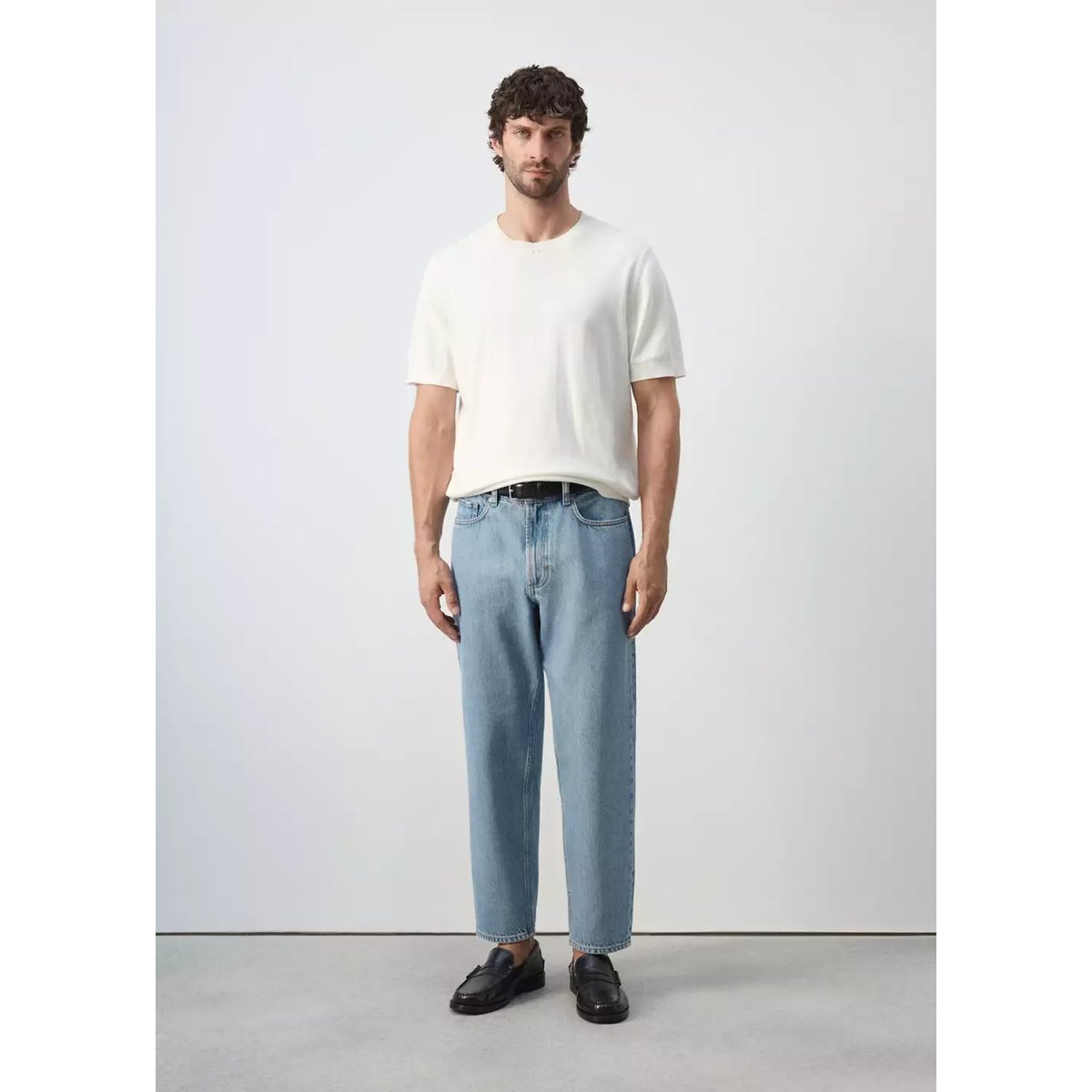 Jean Sammy court coupe carotte bleu clair, MANGO MAN
