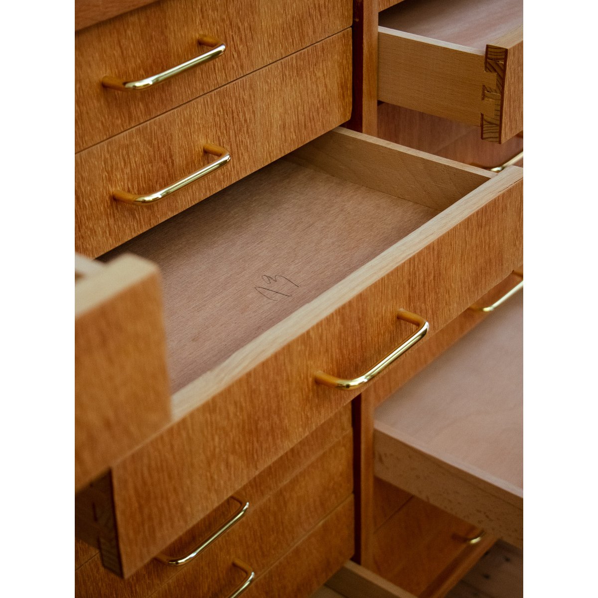 Meuble de métier en hêtre Fernand N°286 - Bon état bois clair, DEBONGOUT