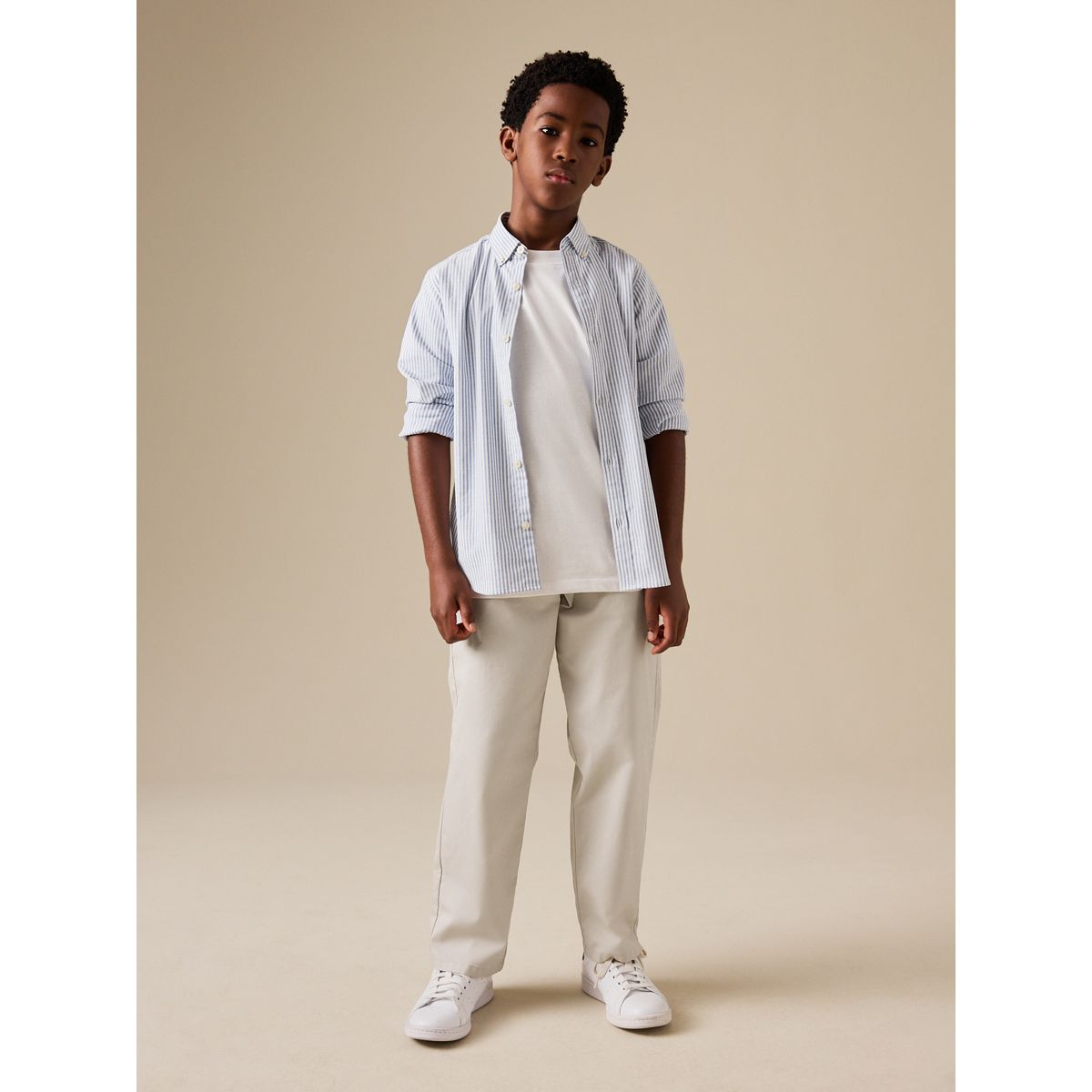 Pantalon chino stretch standard écru, NEXT