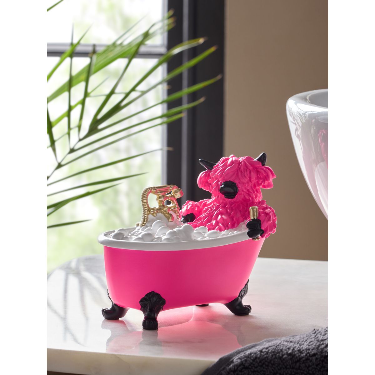 Décoration salle de bain vache hamish rose, NEXT