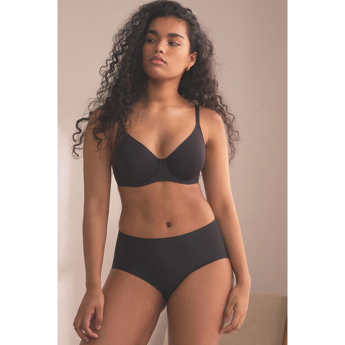 Soutien-gorge effet lissant forever life noir, NEXT