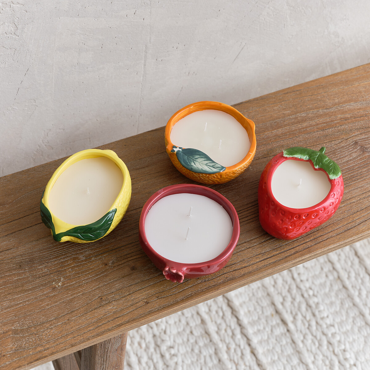 Strawberry Ceramic Candle red, SO'HOME