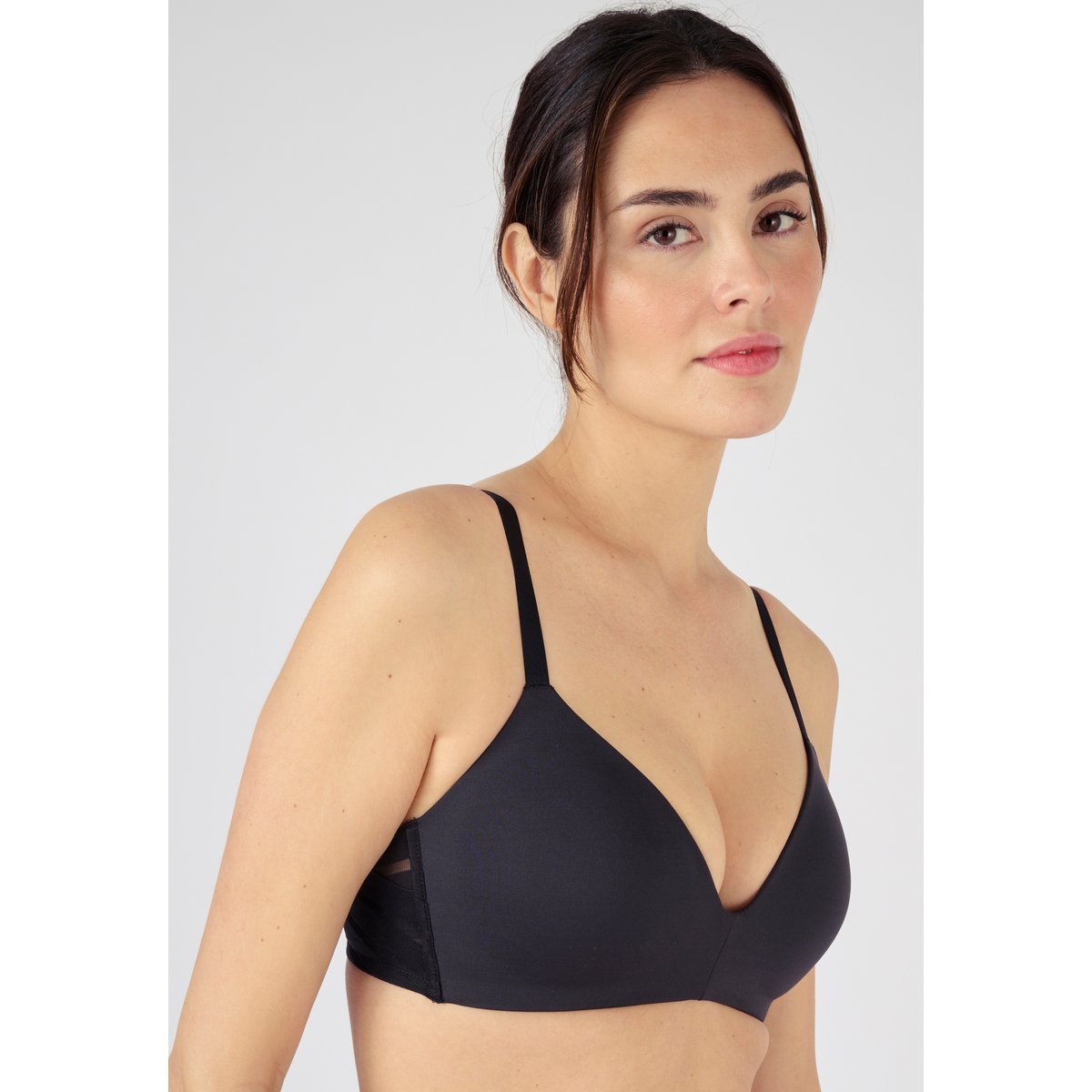 Soutien-gorge invisible* sans armatures noir, DAMART