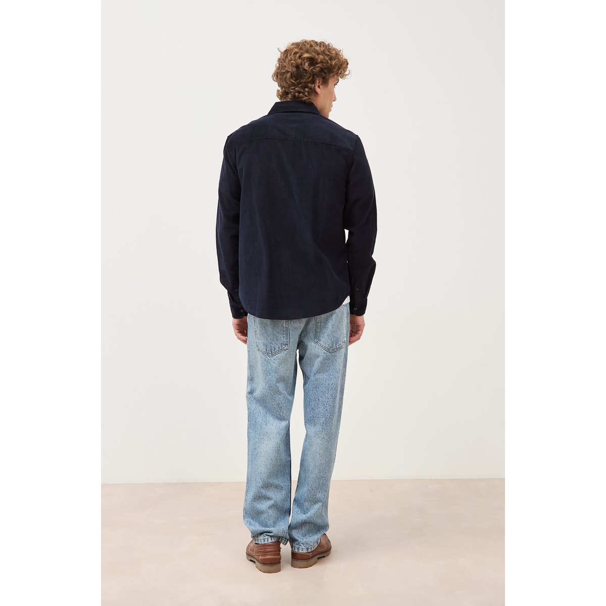 Chemise col classique en velours bleu marine, BONOBO