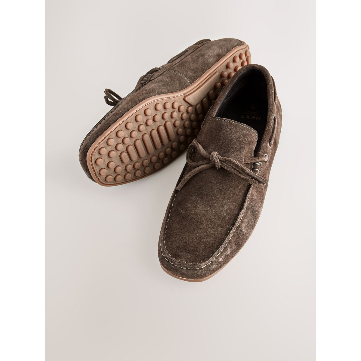 Chaussures en daim avec nœud sur le devant vert kaki, NEXT