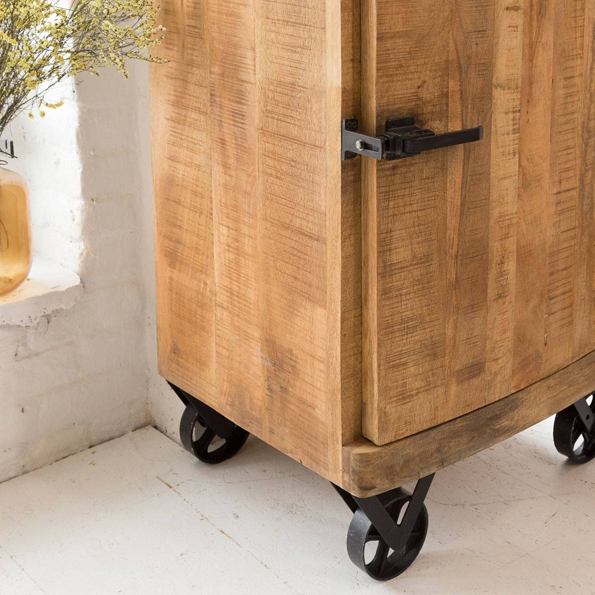 Buffet en bois de manguier IRIS bois clair, MADE IN MEUBLES