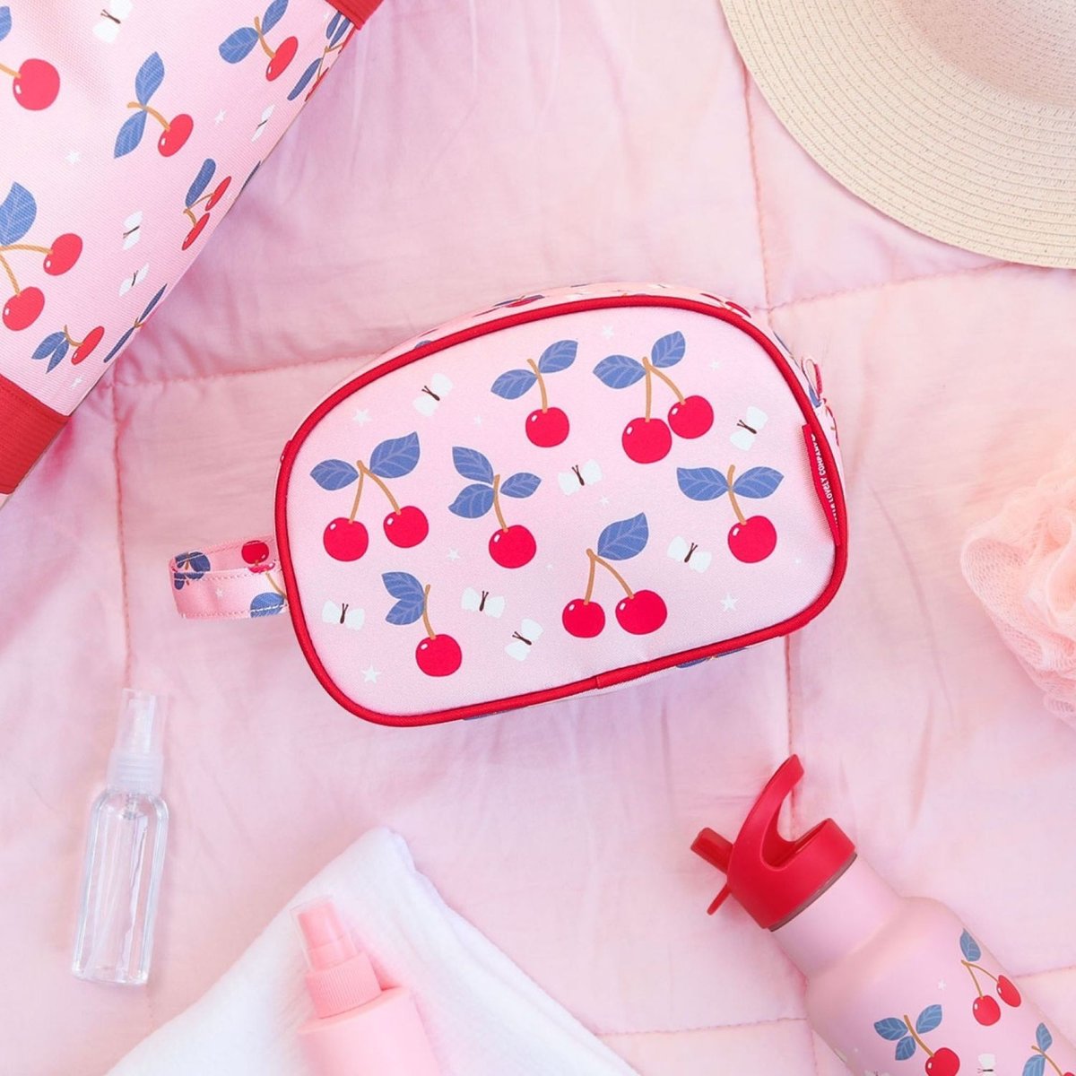 Trousse de toilette enfant Cerises rose cerises, A LITTLE LOVELY COMPANY