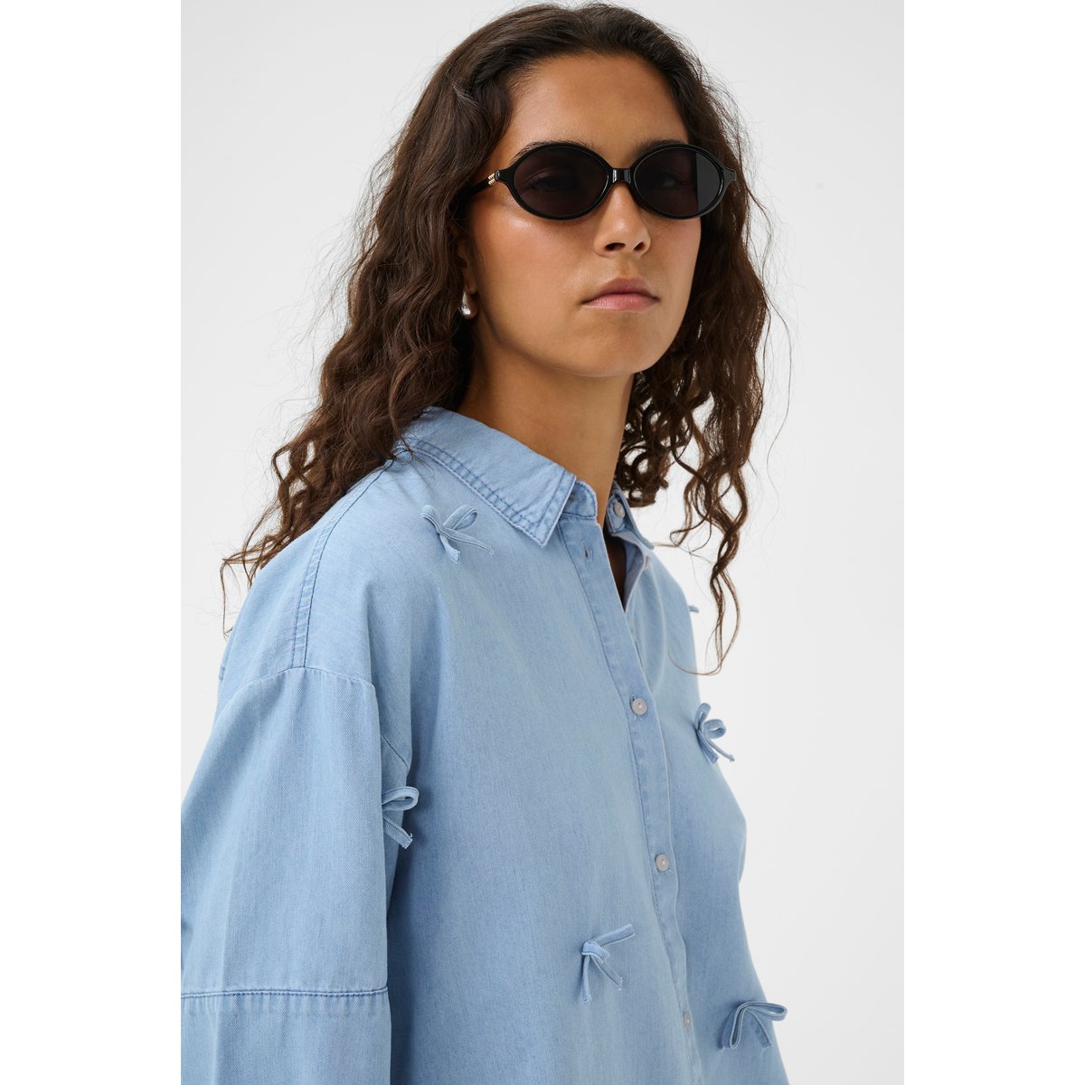 Chemise à manches longues bleu light blue denim, SOAKED IN LUXURY